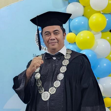 Dr. Hengky Veru Purbolakseto, S.E., M.A., BKP